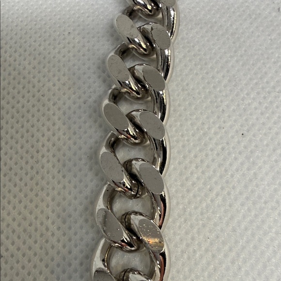 Monet Bracelet Chunky Cuban Style Silver Tone Vintage 1950-70s Signed. - Picture 10 of 11